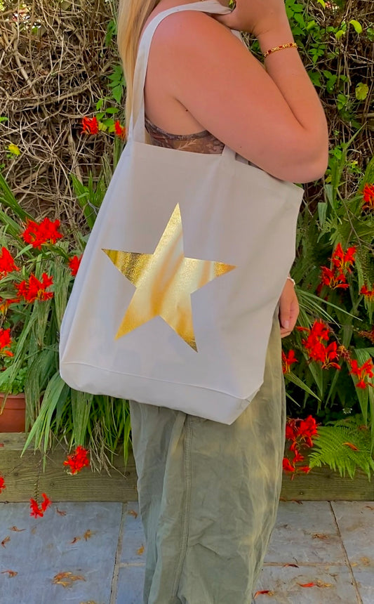 gold star print tote bag